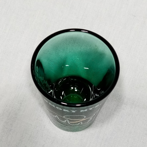 The Great Smokey Mountain Green Souvenir Shot Glass - Picture 4 of 8